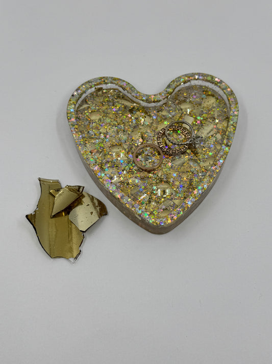 Chuppah Glass Trinket Dish- Heart and Round